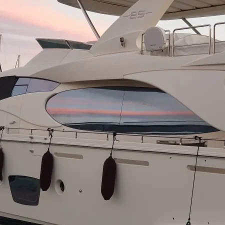 protection solaire vitrage de bateux à Toulon